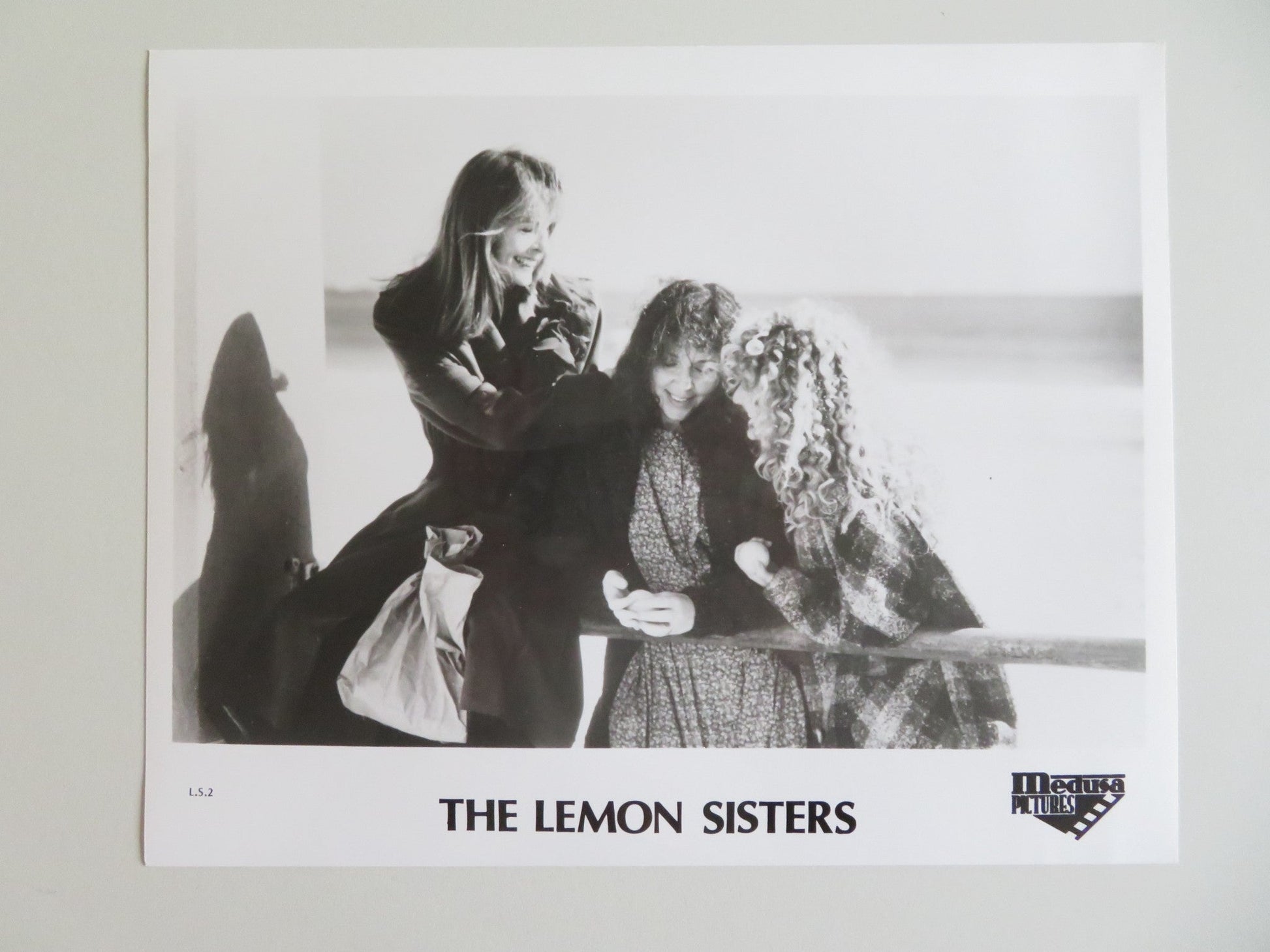 THE LEMON SISTERS MOVIE STILL PHOTO LOT OF 4 DIANE KEATON ELLIOTT GOULD 1989 - Rendezvous Cinema