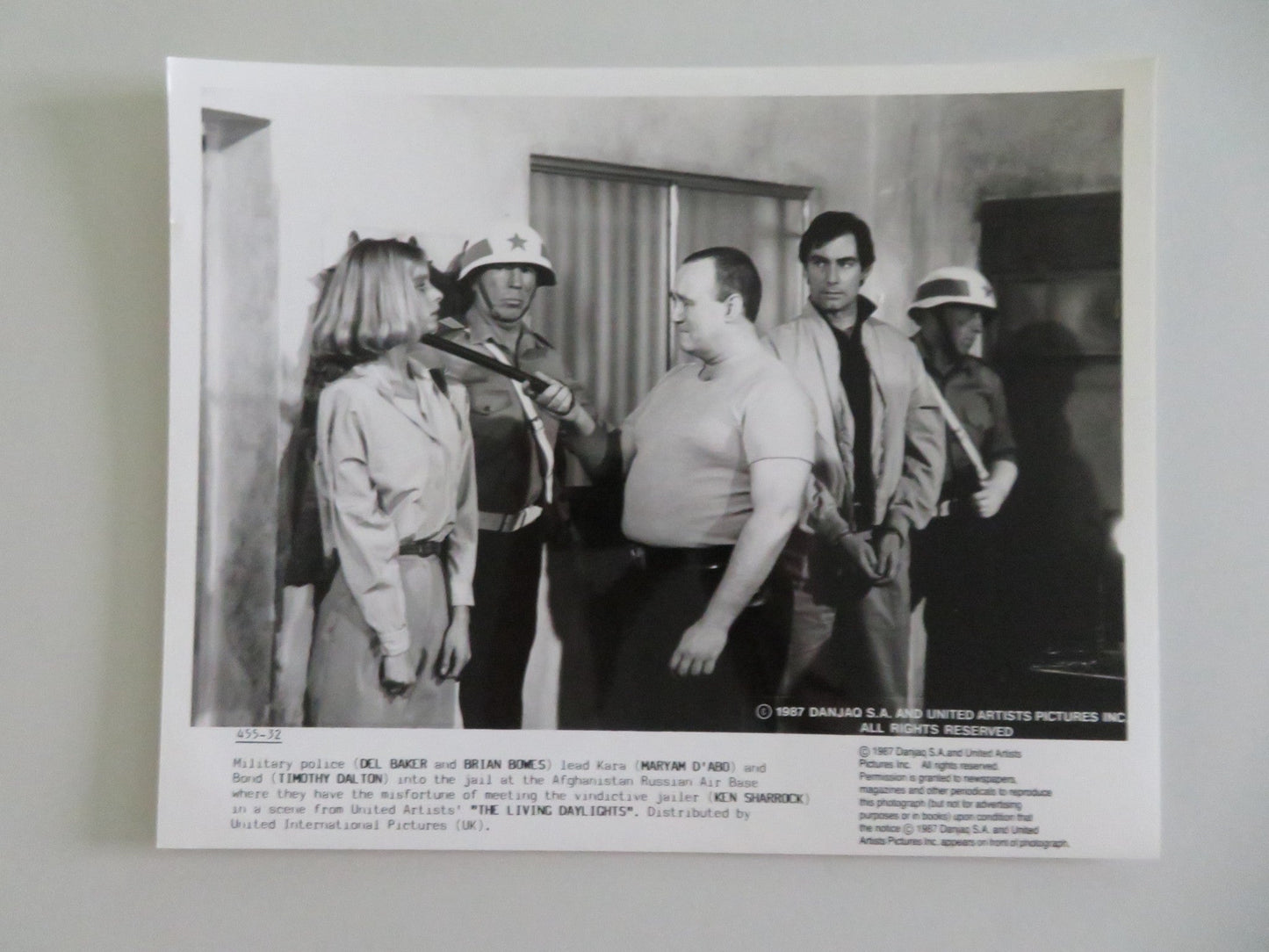 THE LIVING DAYLIGHTS - C MOVIE STILL PHOTO LOT OF 3 JAMES BOND 007 DALTON 1987 Movie posters