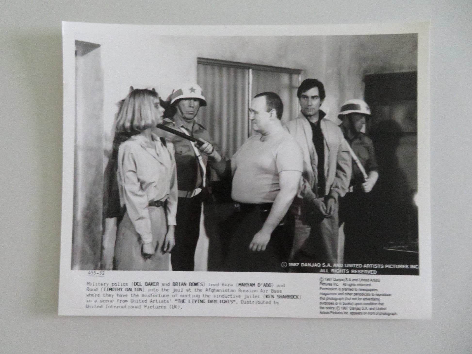 THE LIVING DAYLIGHTS - C MOVIE STILL PHOTO LOT OF 3 JAMES BOND 007 DALTON 1987 Movie posters