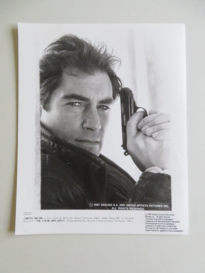 THE LIVING DAYLIGHTS MOVIE STILL PHOTO LOT OF 2 JAMES BOND TIMOTHY DALTON 1987 - Rendezvous Cinema