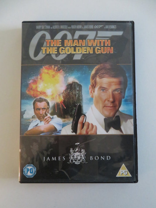 THE MAN WITH THE GOLDEN GUN (DVD) JAMES BOND 007 ROGER MOORE 1974 REGION 2 Movie posters