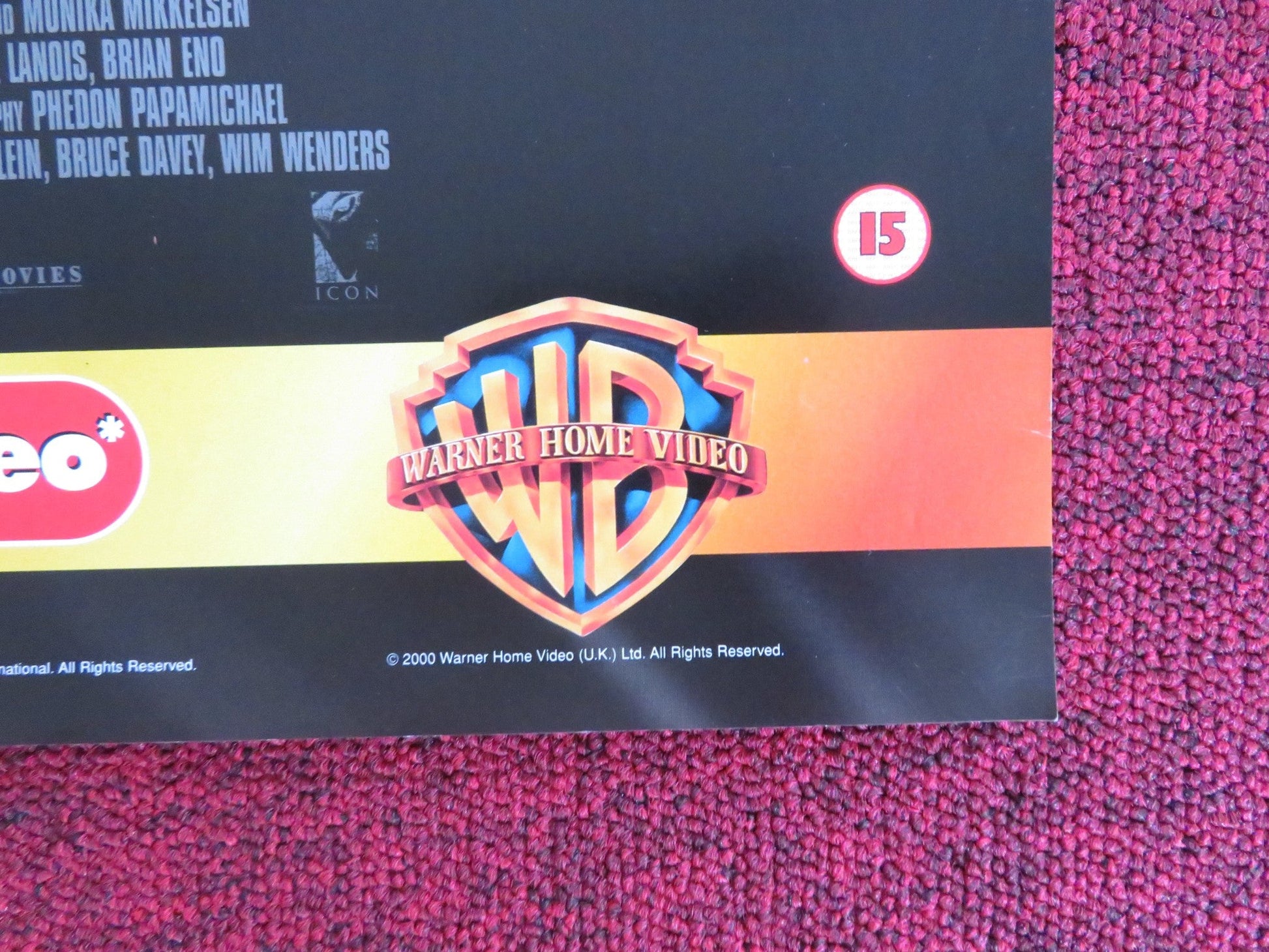 THE MILLION DOLLAR HOTEL VHS VIDEO POSTER MEL GIBSON MILLA JOVOVICH 2000 Rendezvous Cinema Movie posters