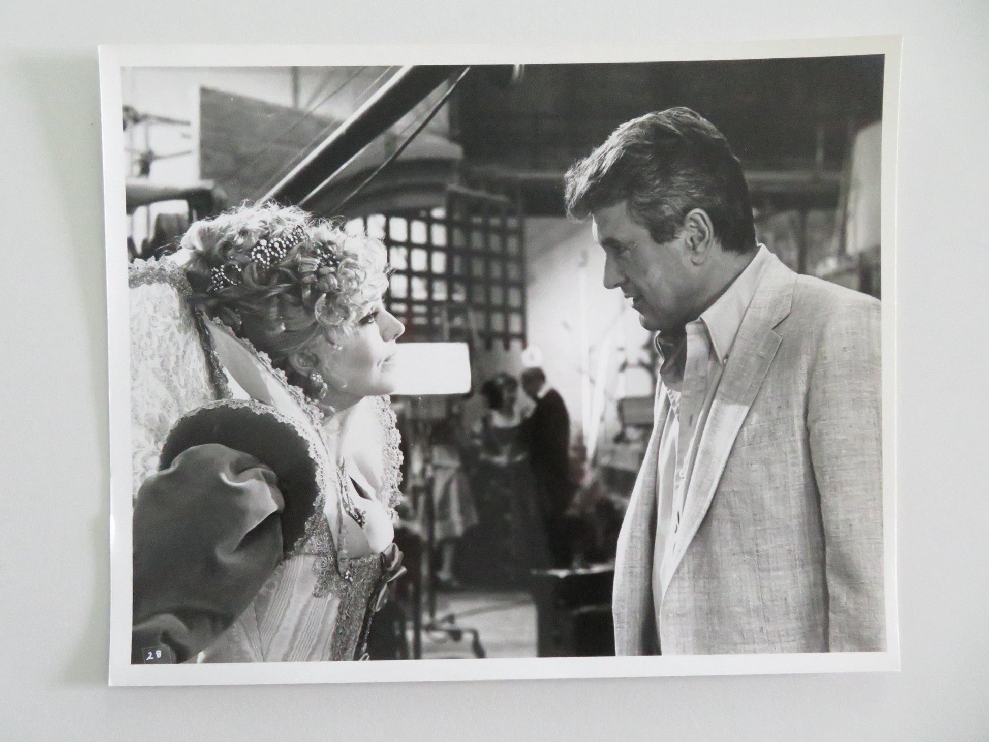 THE MIRROR CRACK'D MOVIE STILL PHOTO LOT OF 6 ANGELA LANSBURY E. TAYLOR 1980 Movie posters