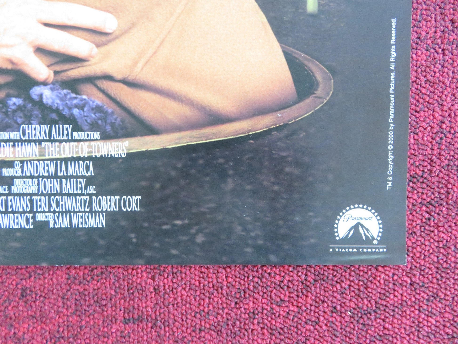 THE OUT OF TOWNERS VHS VIDEO POSTER STEVE MARTIN GOLDIE HAWN 1999 Rendezvous Cinema Movie posters