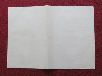 THE PEOPLE THAT TIME FORGOT - B ITALIAN FOTOBUSTA POSTER DOUG MCCLURE 1978 Rendezvous Cinema Movie posters