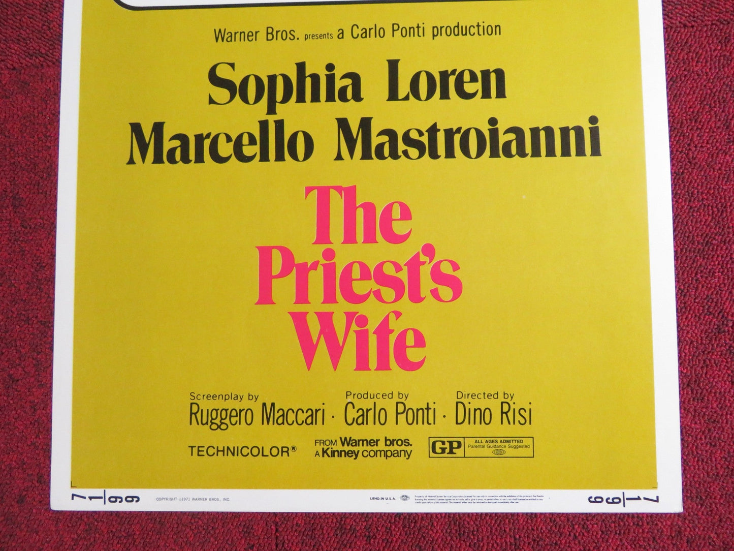 THE PRIEST'S WIFE US INSERT POSTER SOPHIA LOREN MARCELLO MASTROIANNI 1971 Rendezvous Cinema Movie posters