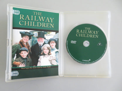 THE RAILWAY CHILDREN (DVD) JENNY AGUTTER GREGOR FISHER 2000 REGION 2 Movie posters