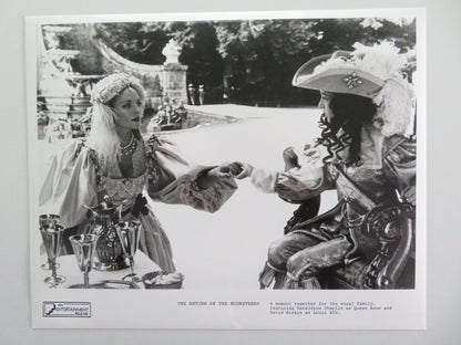 THE RETURN OF THE MUSKETEERS - A MOVIE STILL PHOTO LOT OF 6 OLIVER REED 1989 Movie posters