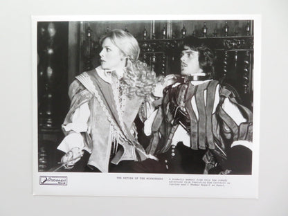 THE RETURN OF THE MUSKETEERS - A MOVIE STILL PHOTO LOT OF 6 OLIVER REED 1989 Movie posters