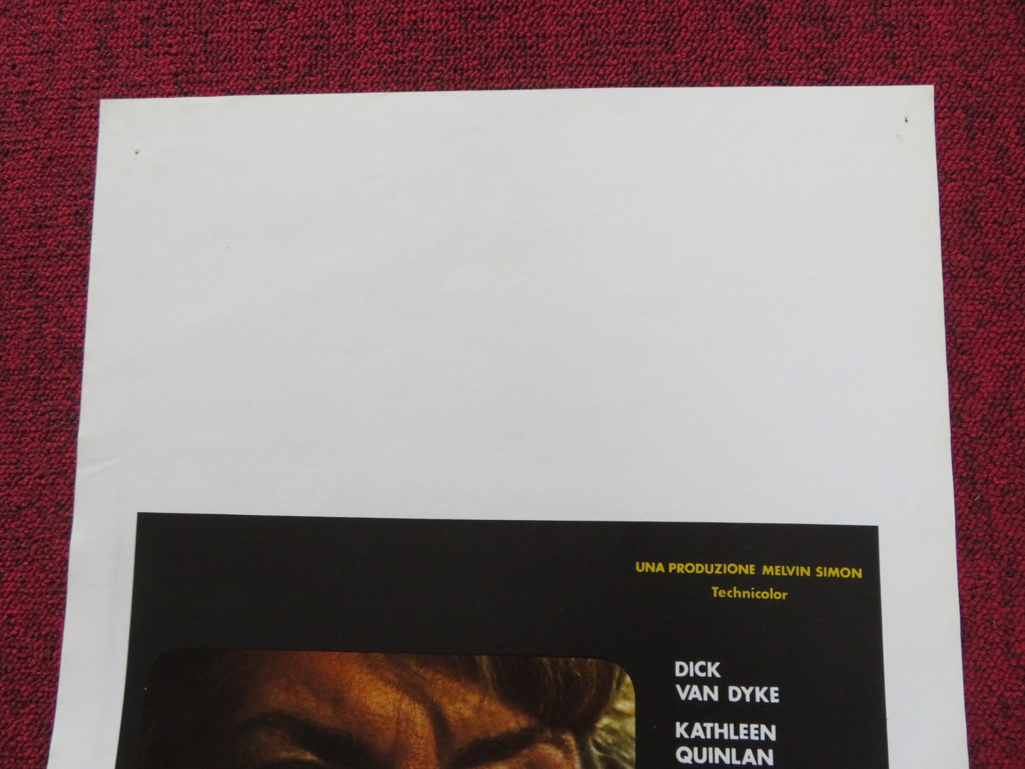 THE RUNNER STUMBLES ITALIAN LOCANDINA POSTER DICK VAN DYKE KATHLEEN QUINLAY 1979 Rendezvous Cinema Movie posters