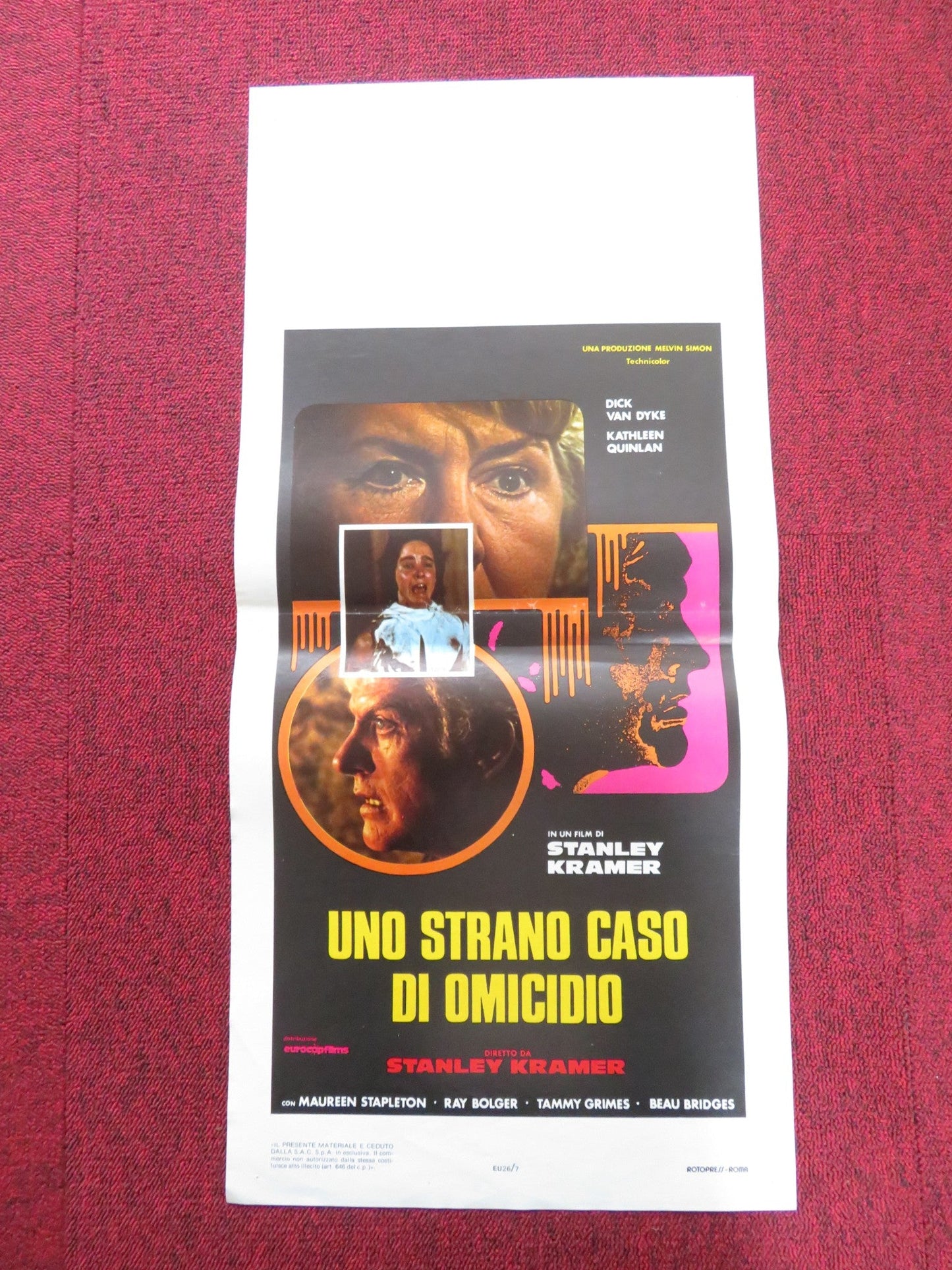 THE RUNNER STUMBLES ITALIAN LOCANDINA POSTER DICK VAN DYKE KATHLEEN QUINLAY 1979 Rendezvous Cinema Movie posters
