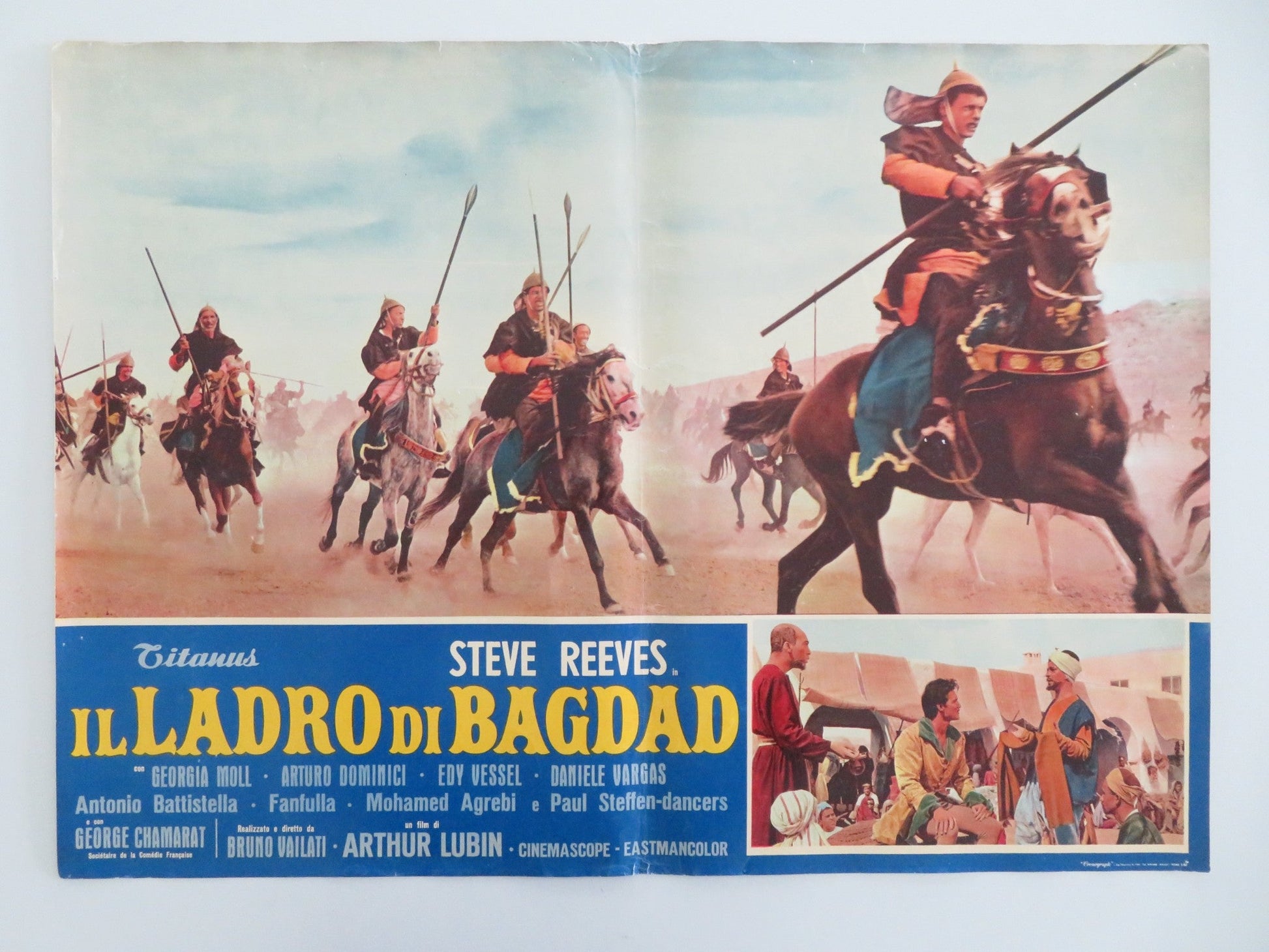 THE THIEF OF BAGDAD ITALIAN FOTOBUSTA POSTER STEEVE REEVES GIOGIA MOLL 1961 Movie posters