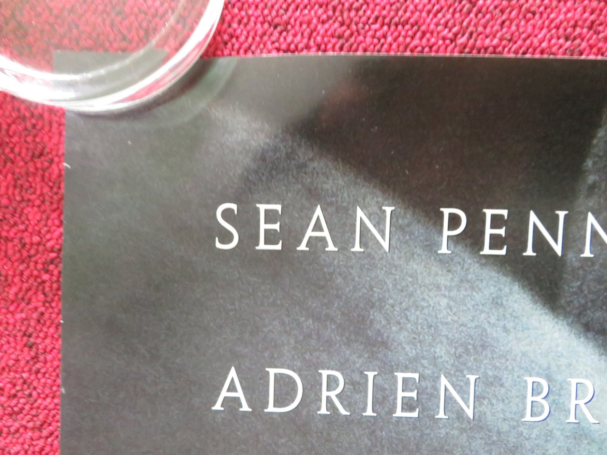 THE THIN RED LINE - VERSION B US ONE SHEET ROLLED POSTER SEAN PENN A. BRODY 1998 Movie posters