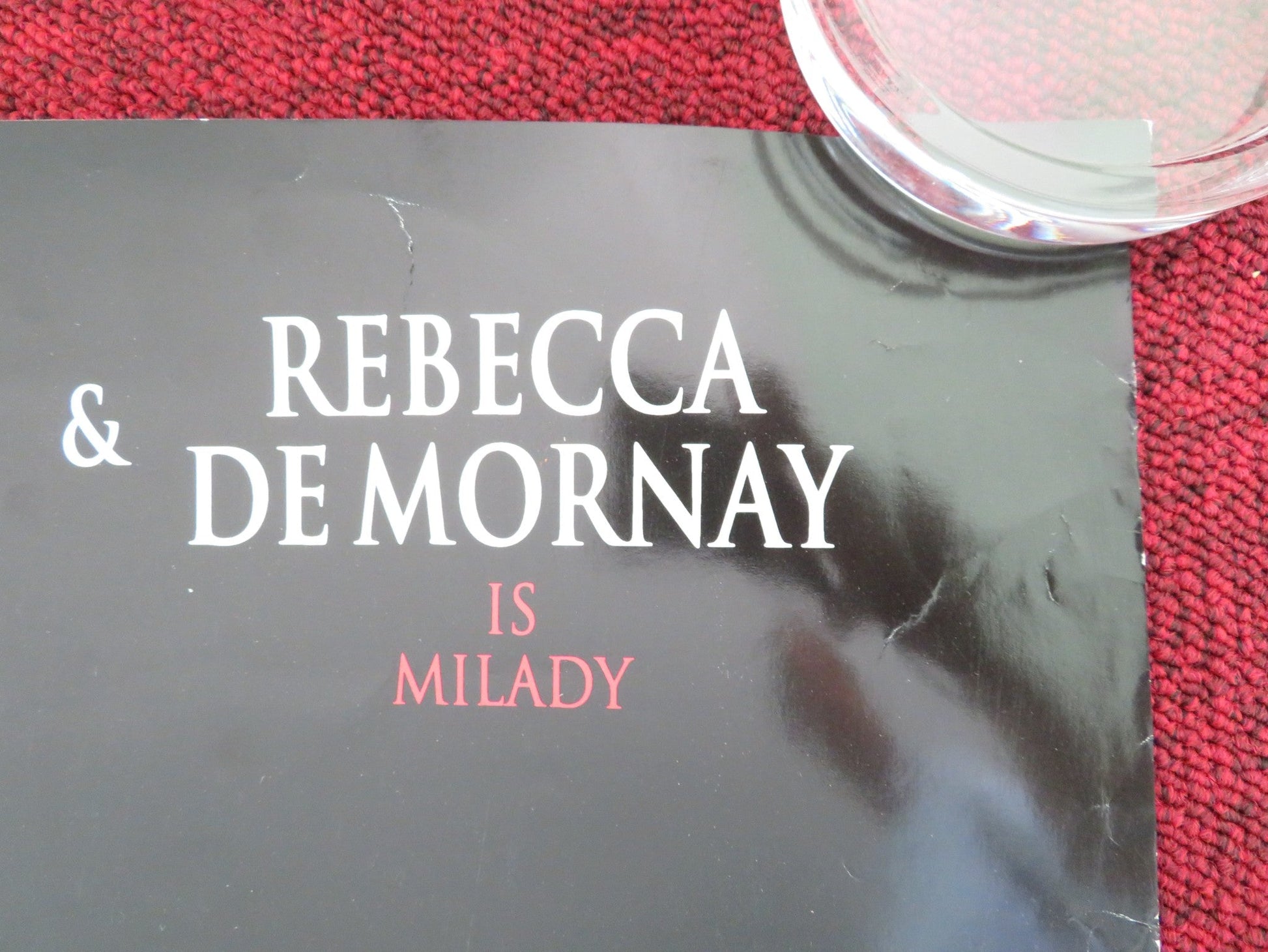 THE THREE MUSKETEERS US ONE SHEET ROLLED POSTER DISNEY CHARLIE SHEEN KIEFER 1993 Movie posters