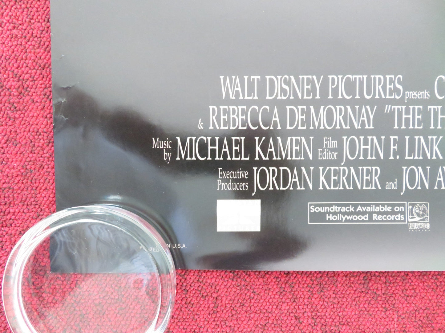 THE THREE MUSKETEERS US ONE SHEET ROLLED POSTER DISNEY CHARLIE SHEEN KIEFER 1993 Movie posters