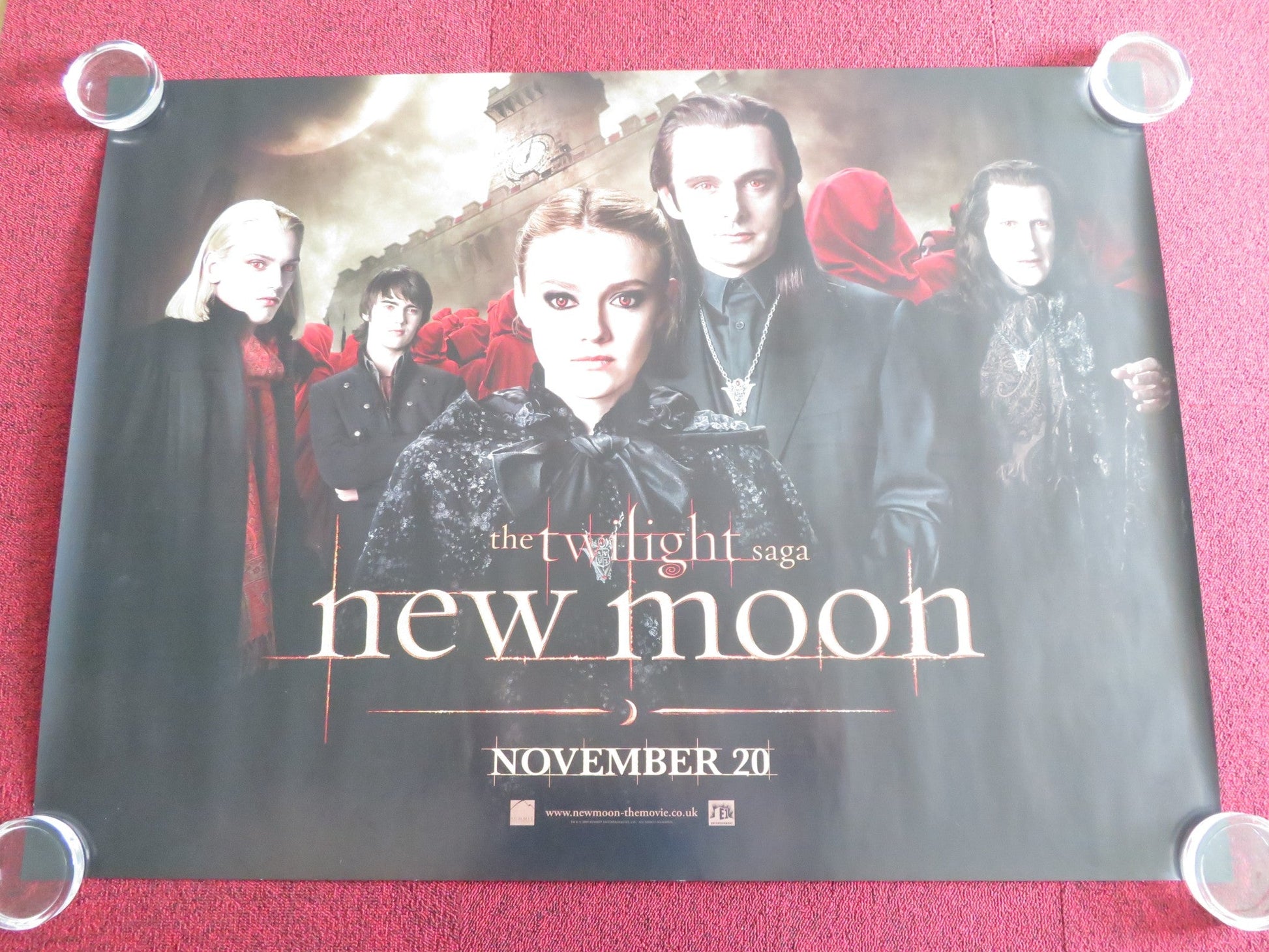 THE TWILIGHT SAGA: NEW MOON - D UK QUAD ROLLED POSTER ROBERT PATTINSON 2009 Rendezvous Cinema Movie posters