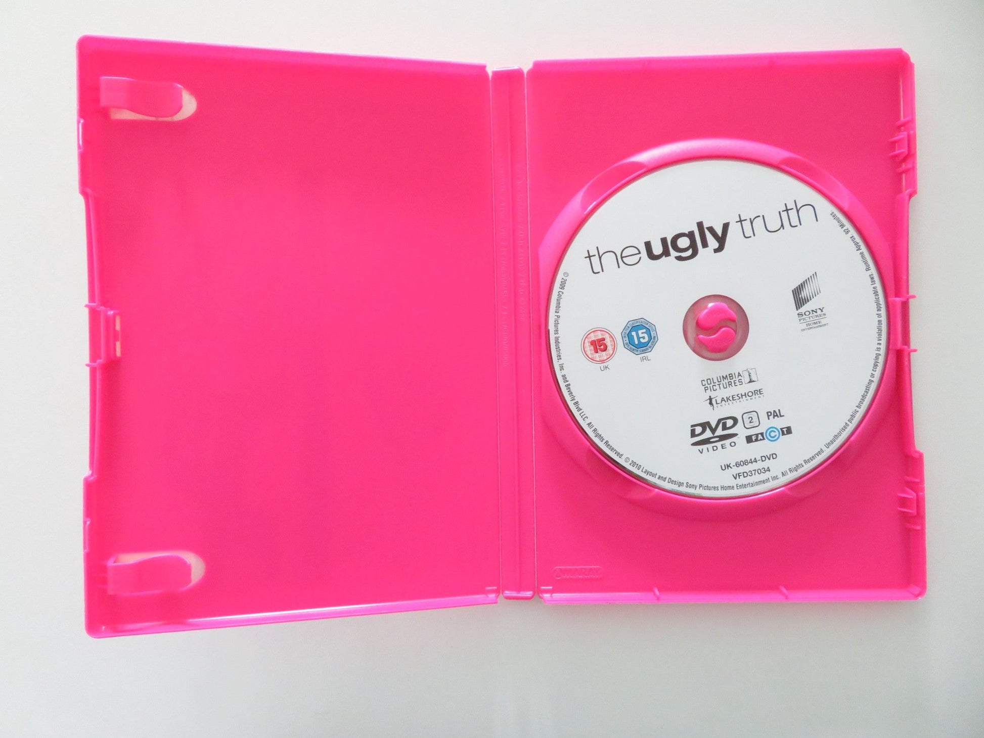 The Ugly Truth (DVD) Katherine Heigl Gerard Butler 2009 Region 2 Movie posters