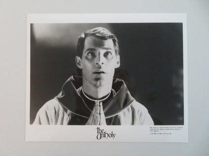 THE UNHOLY - A MOVIE STILL PHOTO LOT OF 2 BEN CROSS NICOLE FORTIER 1988 Movie posters