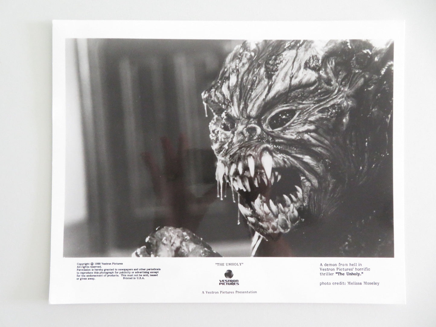 THE UNHOLY - B MOVIE STILL PHOTO LOT OF 4 BEN CROSS TREVOR HOWARD 1988 Movie posters