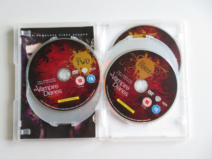 THE VAMPIRE DIARIES - LOVE SUCKS - THE COMPLETE FIRST... (DVD) 2009 REGION 2 - Rendezvous Cinema