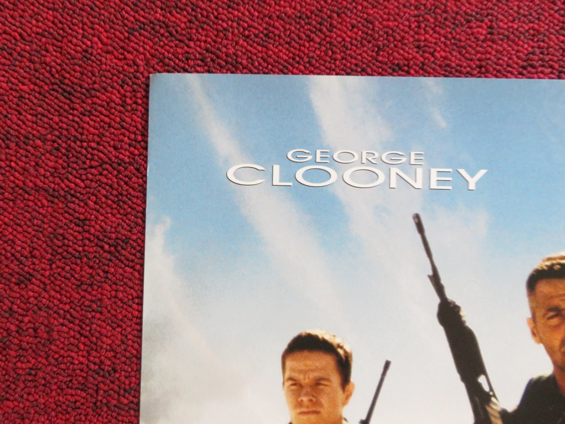 THREE KINGS VHS VIDEO POSTER GEORGE CLOONEY MARK WAHLBERG 1999 Rendezvous Cinema Movie posters