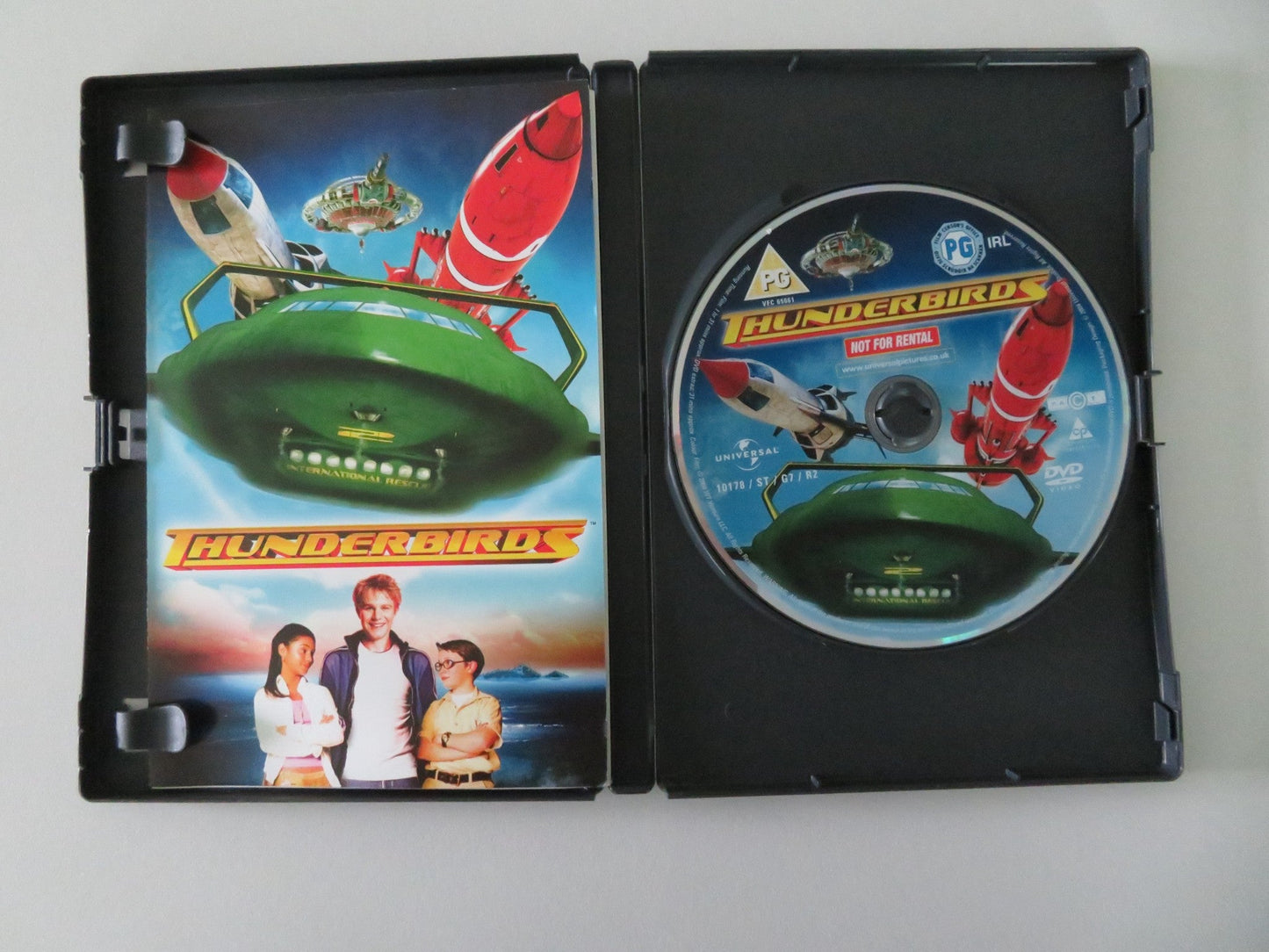 THUNDERBIRDS (DVD) BILL PAXTON BEN KINGSLEY 2004 REGION 2 Movie posters