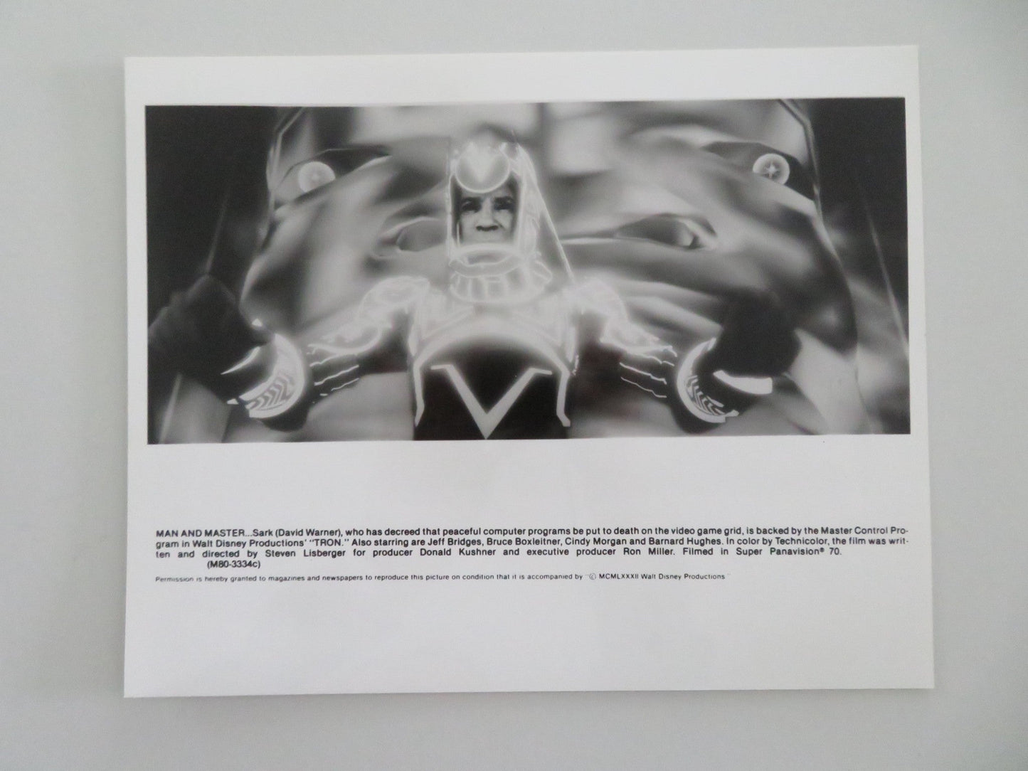 TRON MOVIE STILL PHOTO LOT OF 7 DISNEY JEFF BRIDGES DAVID WARNER 1982 Movie posters