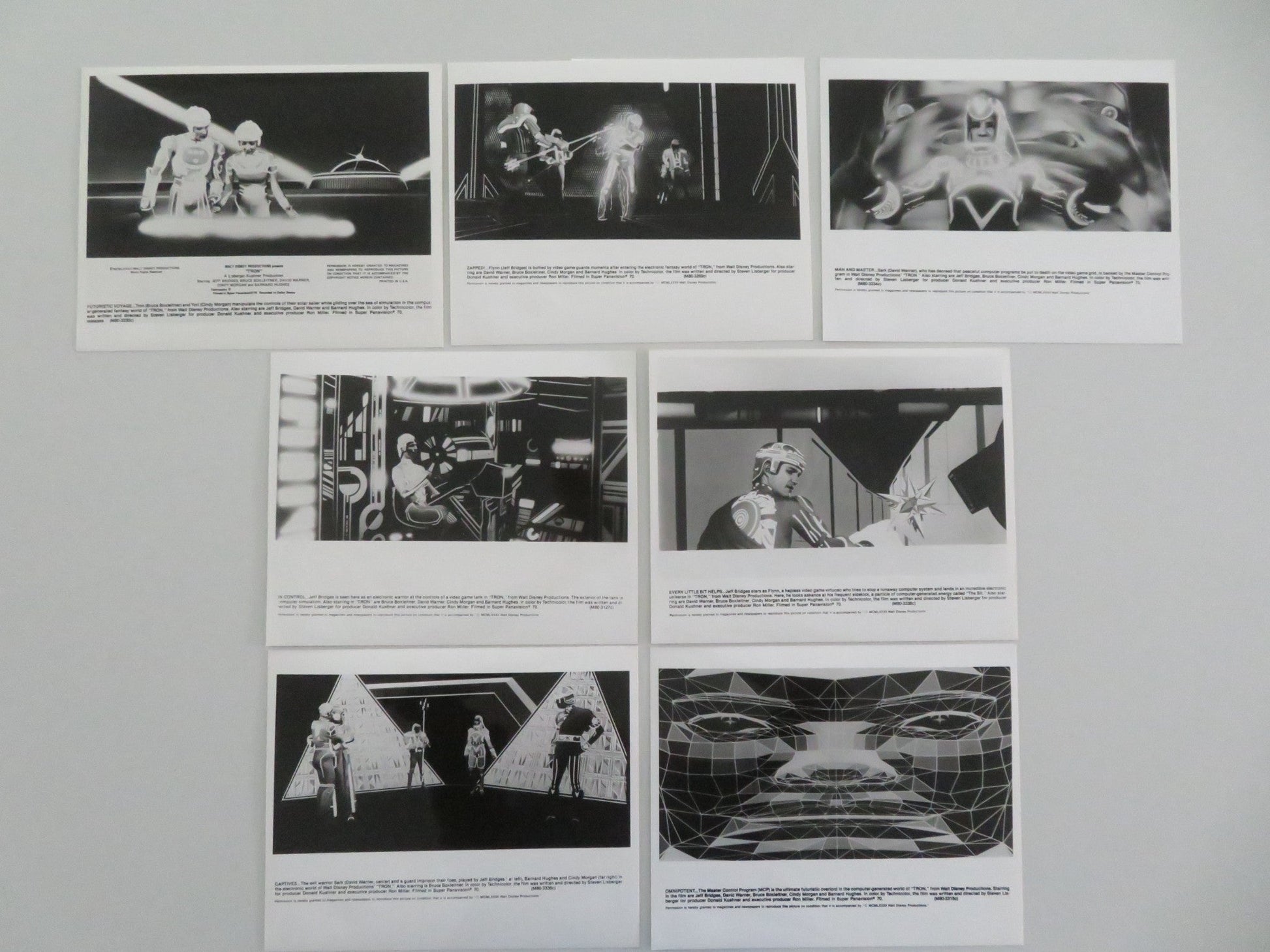 TRON MOVIE STILL PHOTO LOT OF 7 DISNEY JEFF BRIDGES DAVID WARNER 1982 Movie posters