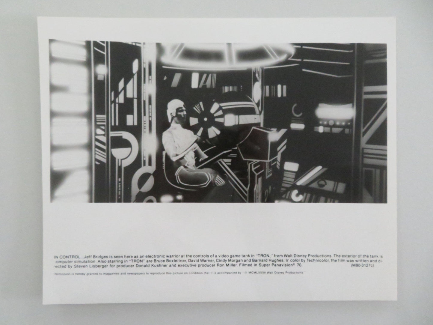 TRON MOVIE STILL PHOTO LOT OF 7 DISNEY JEFF BRIDGES DAVID WARNER 1982 Movie posters