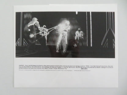 TRON MOVIE STILL PHOTO LOT OF 7 DISNEY JEFF BRIDGES DAVID WARNER 1982 Movie posters