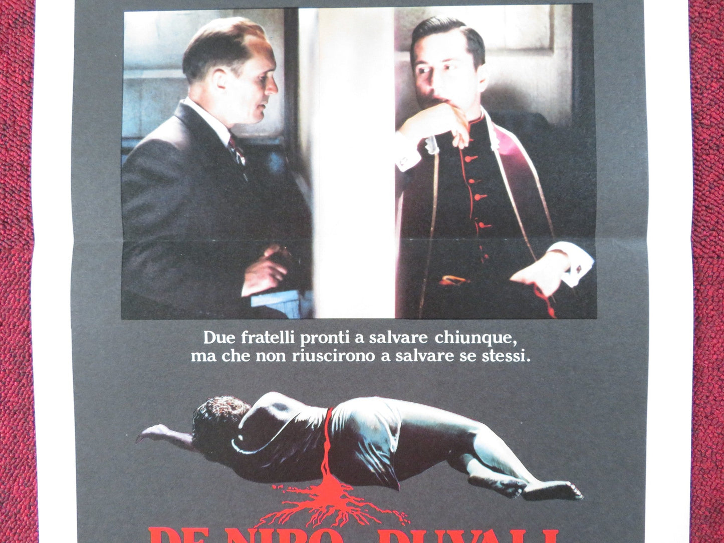 TRUE CONFESSIONS ITALIAN LOCANDINA POSTER ROBERT DE NIRO ROBERT DUVALL 1981 Rendezvous Cinema Movie posters