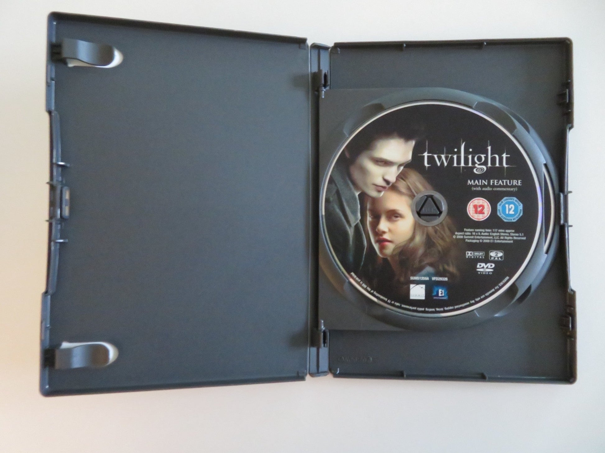TWILIGHT - 2 DISC SPECIAL EDITION (DVD) ROBERT PATTINSON 2008 REGION 2 Movie posters