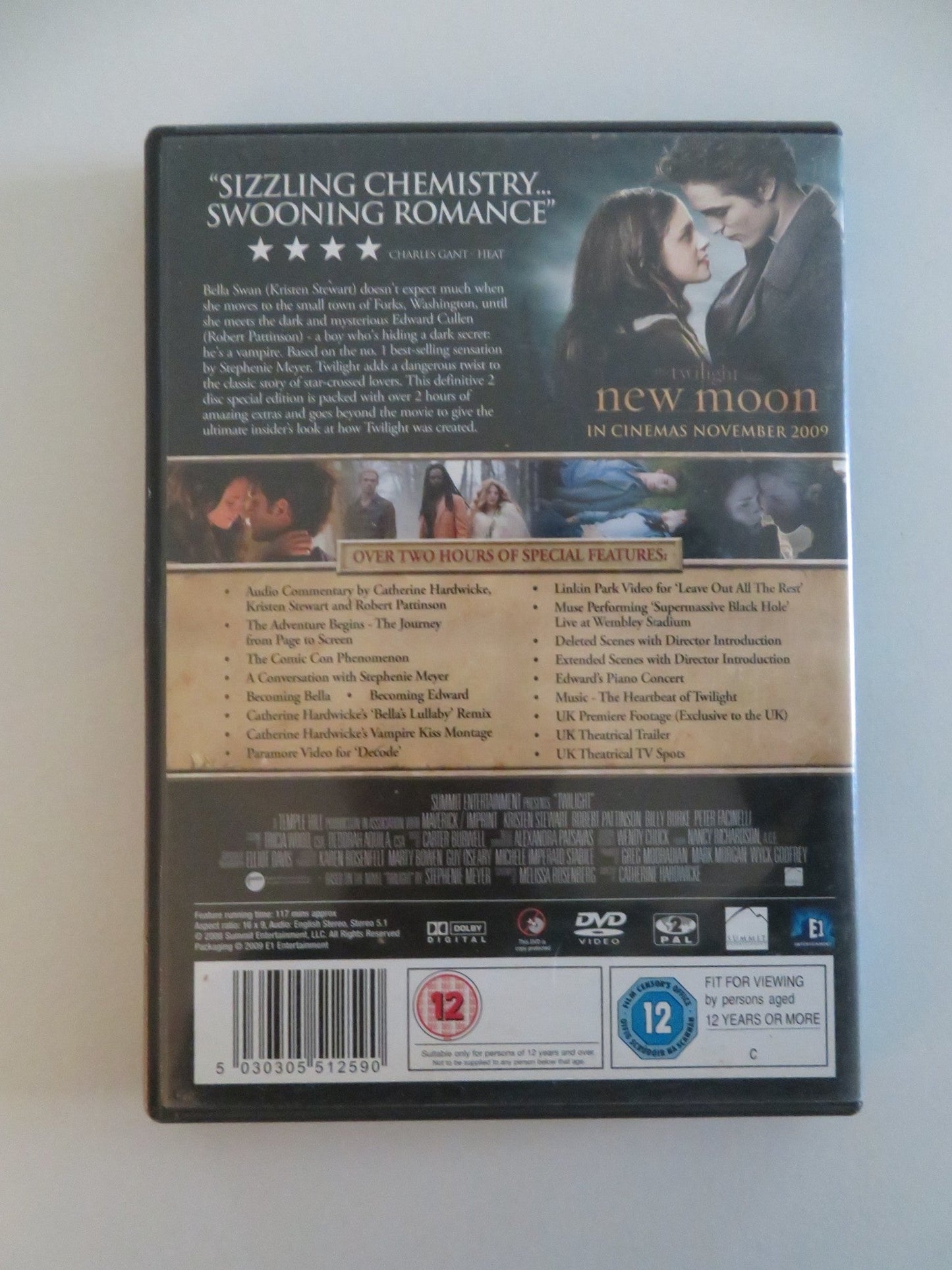 TWILIGHT - 2 DISC SPECIAL EDITION (DVD) ROBERT PATTINSON 2008 REGION 2 Movie posters