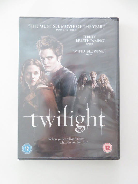 Twilight (DVD) Kristen Stewart Robert Pattinson 2008 Region 2 Movie posters