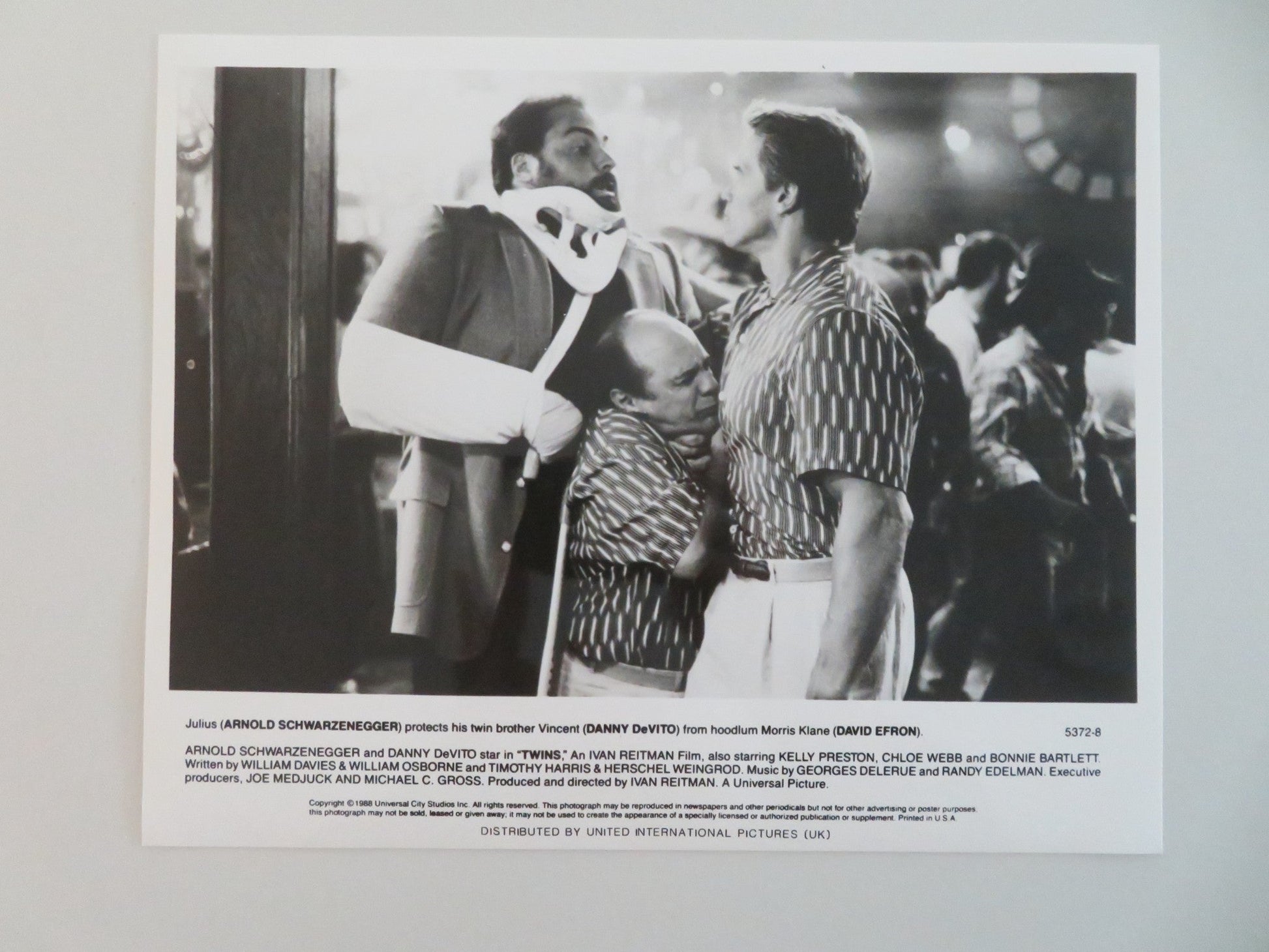 TWINS MOVIE STILL PHOTO LOT OF 4 ARNOLD SCHWARZENEGGER DANNY DE VITO 1988 Movie posters