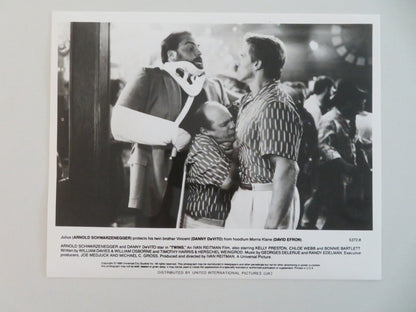 TWINS MOVIE STILL PHOTO LOT OF 4 ARNOLD SCHWARZENEGGER DANNY DE VITO 1988 Movie posters