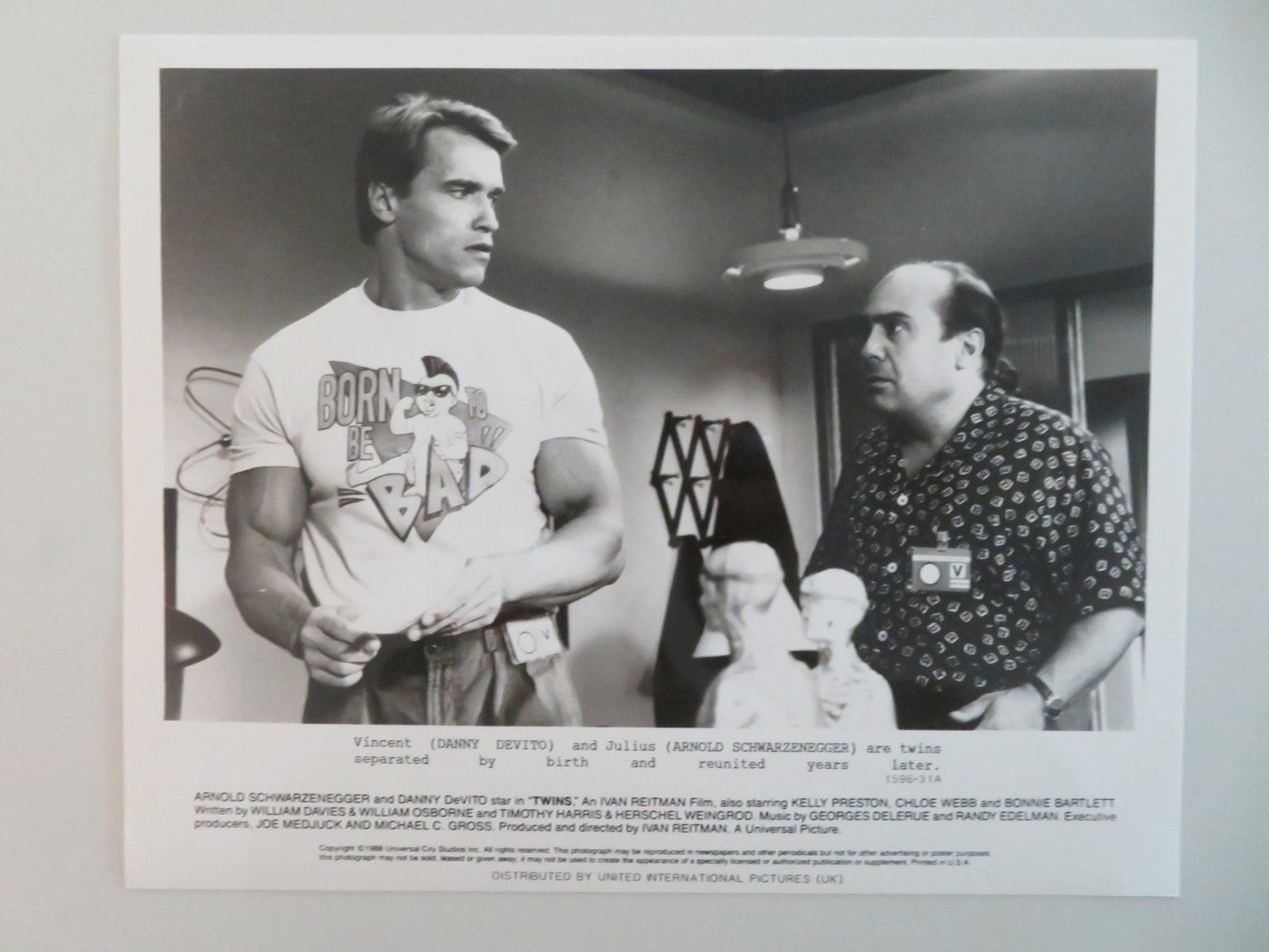 TWINS MOVIE STILL PHOTO LOT OF 4 ARNOLD SCHWARZENEGGER DANNY DE VITO 1988 Movie posters