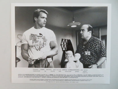 TWINS MOVIE STILL PHOTO LOT OF 4 ARNOLD SCHWARZENEGGER DANNY DE VITO 1988 Movie posters