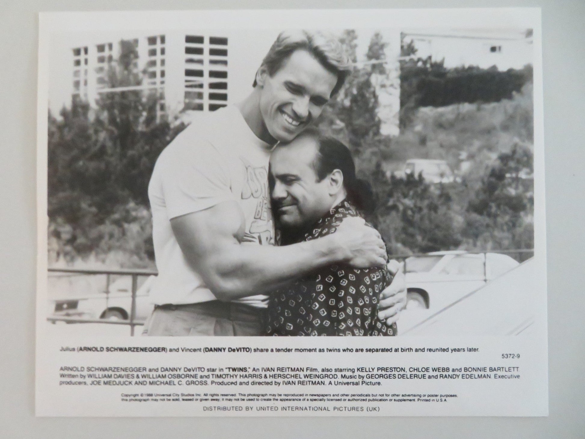 TWINS MOVIE STILL PHOTO LOT OF 4 ARNOLD SCHWARZENEGGER DANNY DE VITO 1988 Movie posters