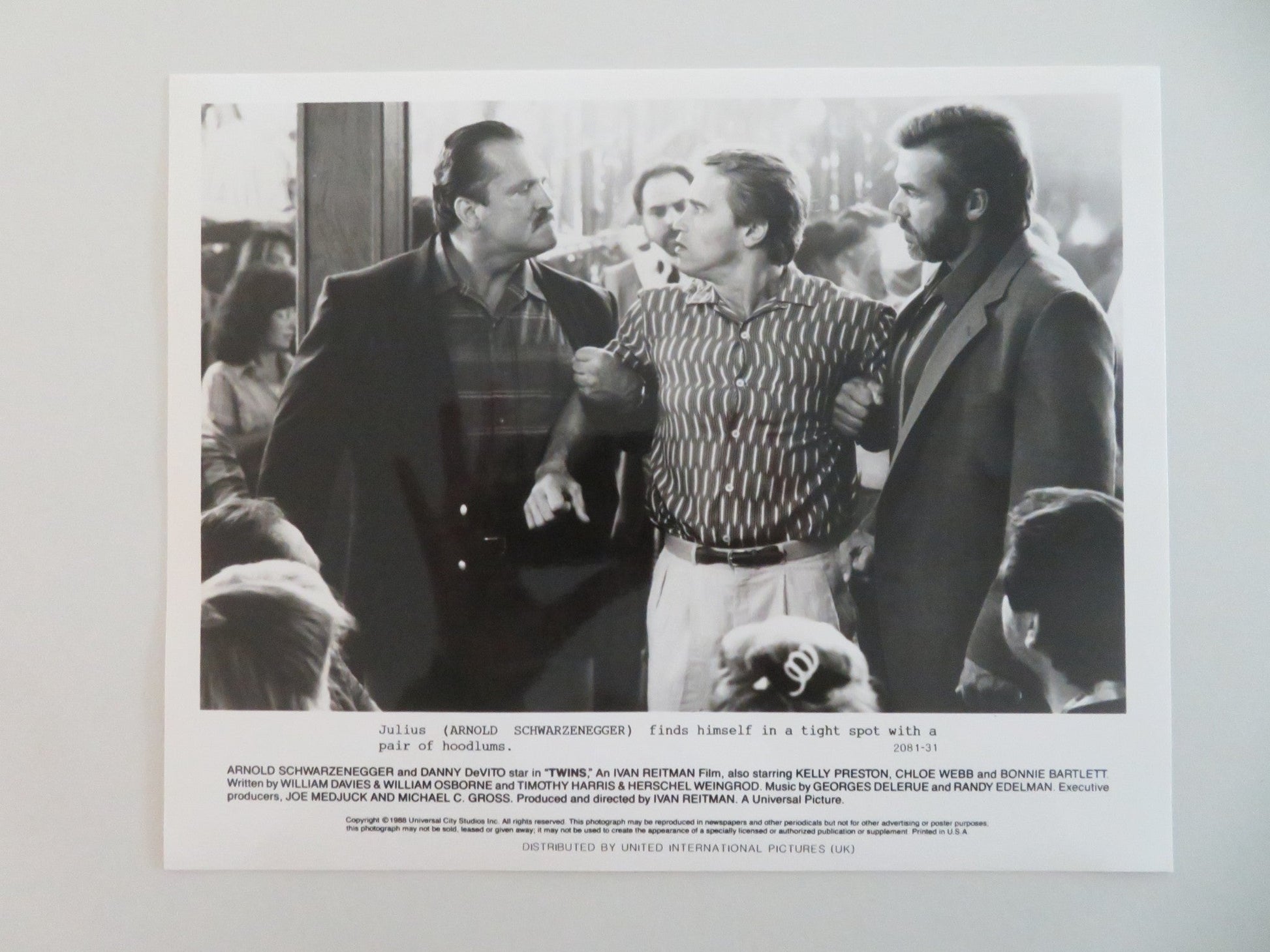 TWINS MOVIE STILL PHOTO LOT OF 4 ARNOLD SCHWARZENEGGER DANNY DE VITO 1988 Movie posters