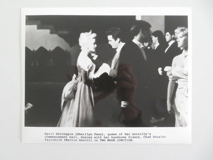 TWO MOON JUNCTION - B MOVIE STILL PHOTO LOT OF 4 SHERILYN FENN RICHARD TYSON 1988 Movie posters