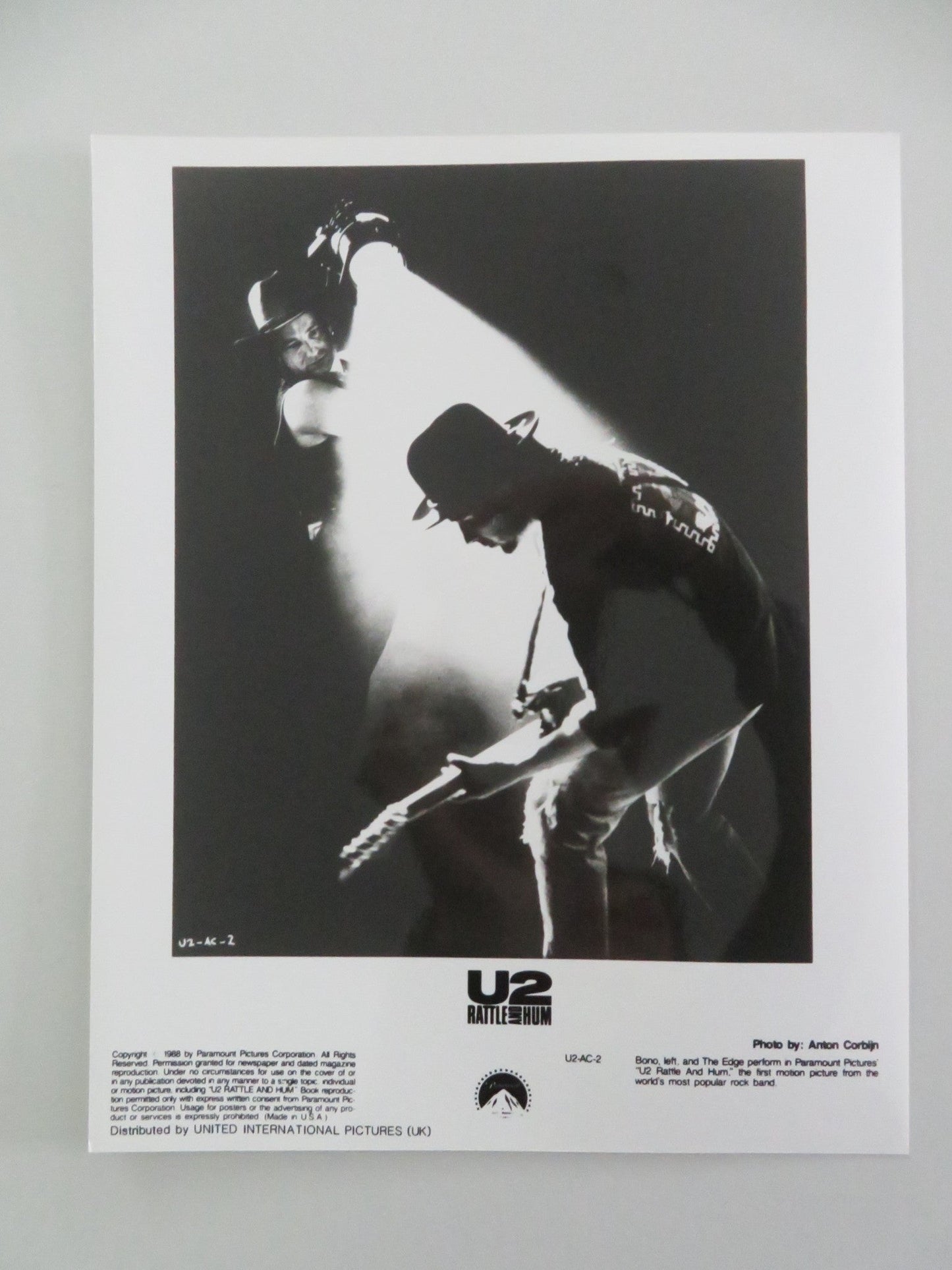 U2: RATTLE AND HUM - A MOVIE STILL PHOTO LOT OF 8 BONO THE EDGE A. CLAYTON 1988 Movie posters