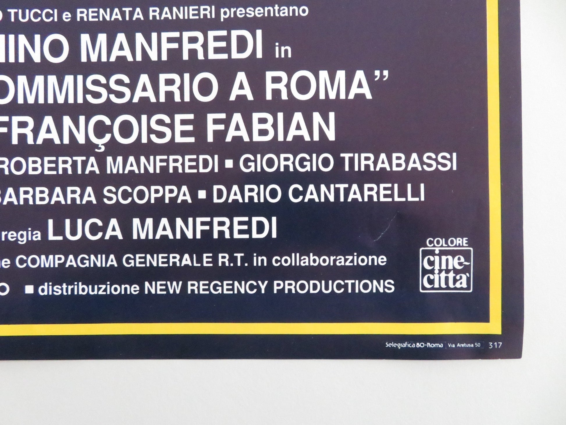 Un commissario a Roma Italian Fotobusta Poster Nino Manfredi Fabian 1993 Movie posters