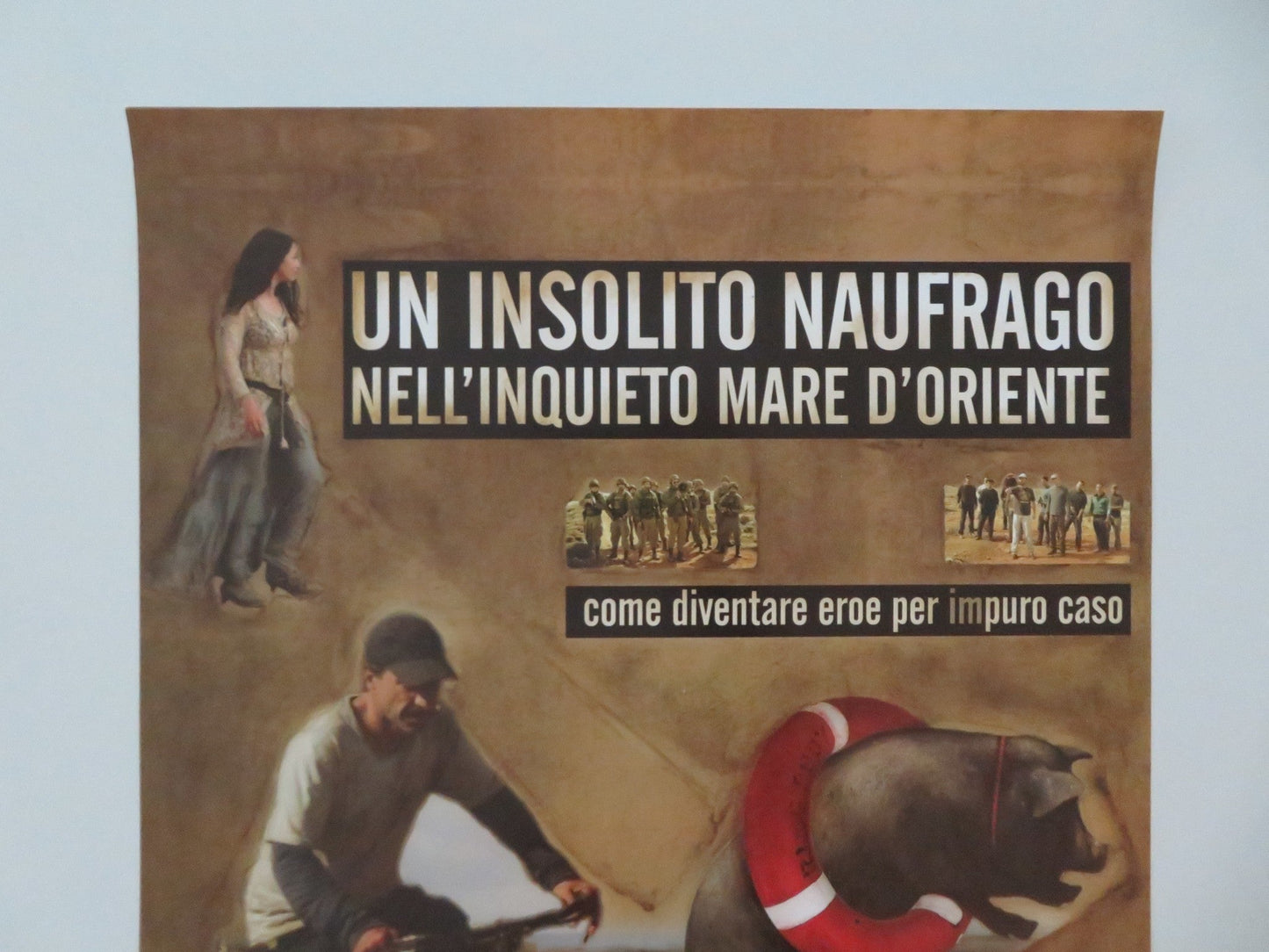 UN INSOLITO NAUFRAGO NELL'INQUIETO MARE D'ORIENTE ITALIAN LOCANDINA POSTER 2011 Movie posters