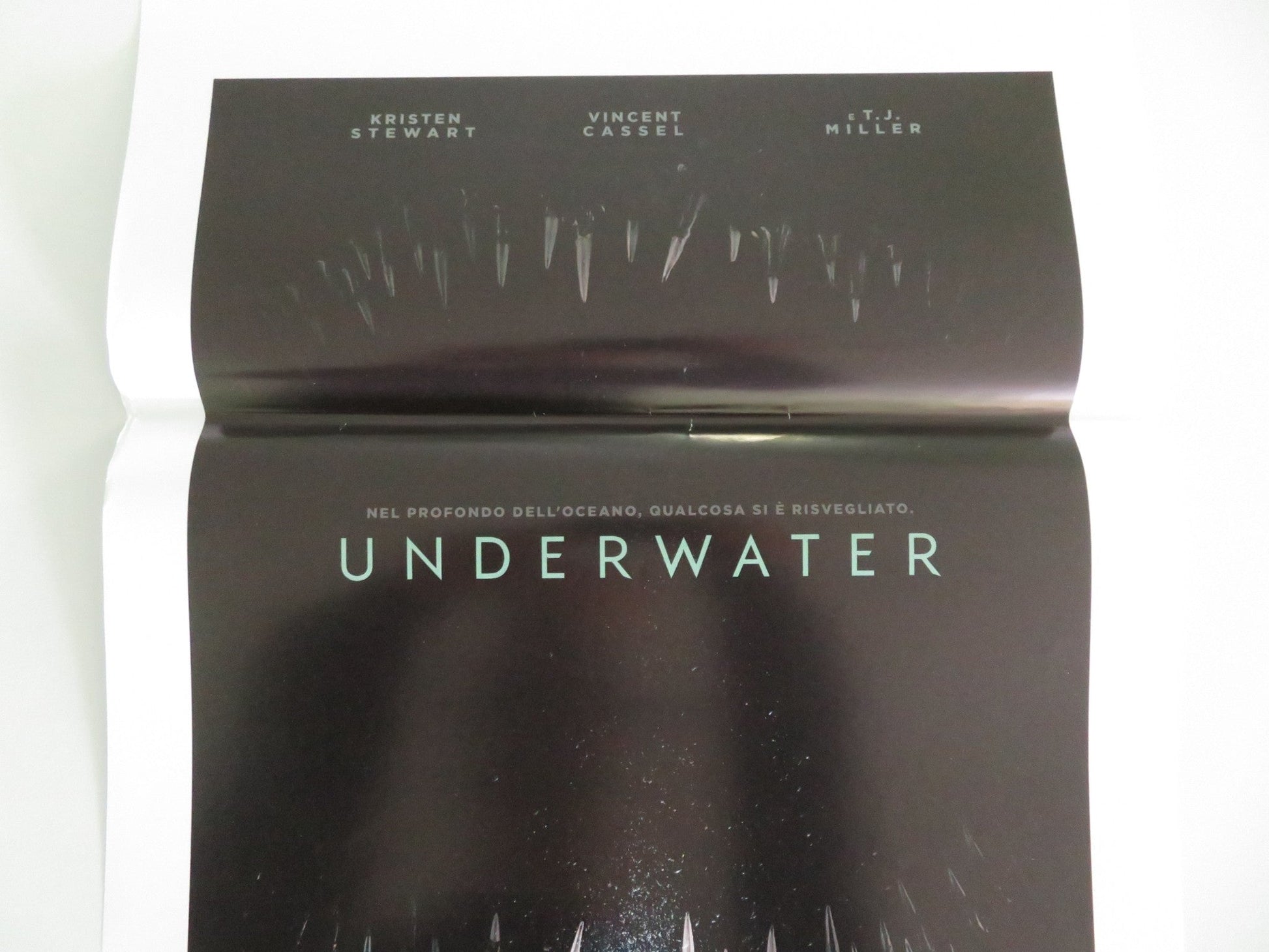 Underwater Italian Locandina Poster Kristen Stewart Vincent Cassel 2020 Movie posters