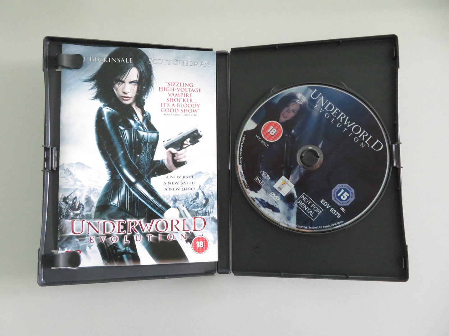 UNDERWORLD: EVOLUTION (DVD) KATE BECKINSALE SCOTT SPEEDMAN 2006 REGION 2 Movie posters