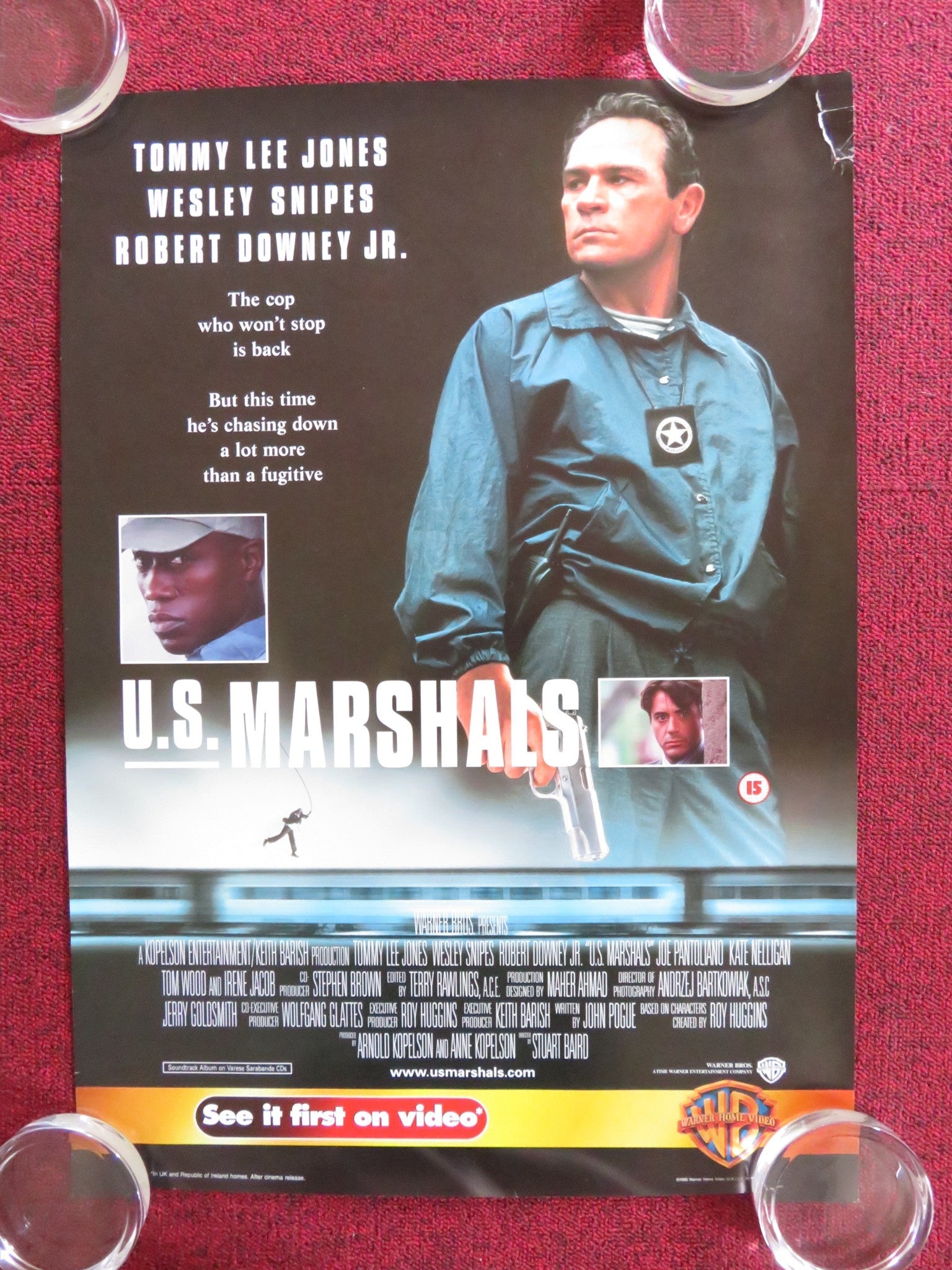 U.S. MARSHALS VHS VIDEO POSTER TOMMY LEE JONES WESLEY SNIPES 1998 Rendezvous Cinema Movie posters