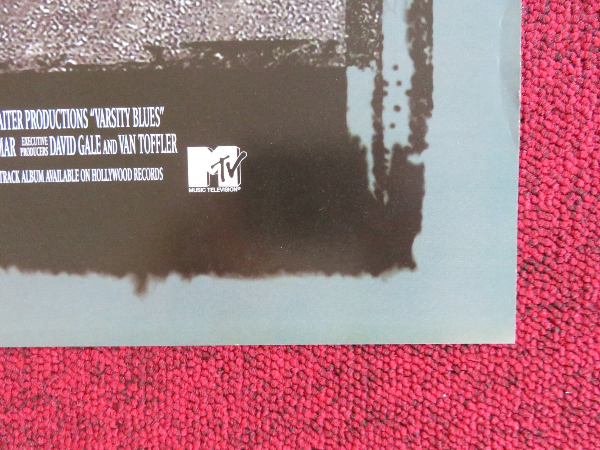 VARSITY BLUES VHS VIDEO POSTER JON VOIGHT JAMES VAN DER BEEK PAUL WALKER 1999 Rendezvous Cinema Movie posters