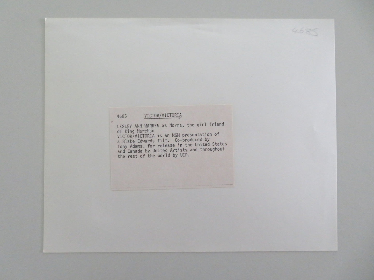 VICTOR/VICTORIA MOVIE STILL PHOTO LESLEY ANN WARREN JULIE ANDREWS 1982 Movie posters