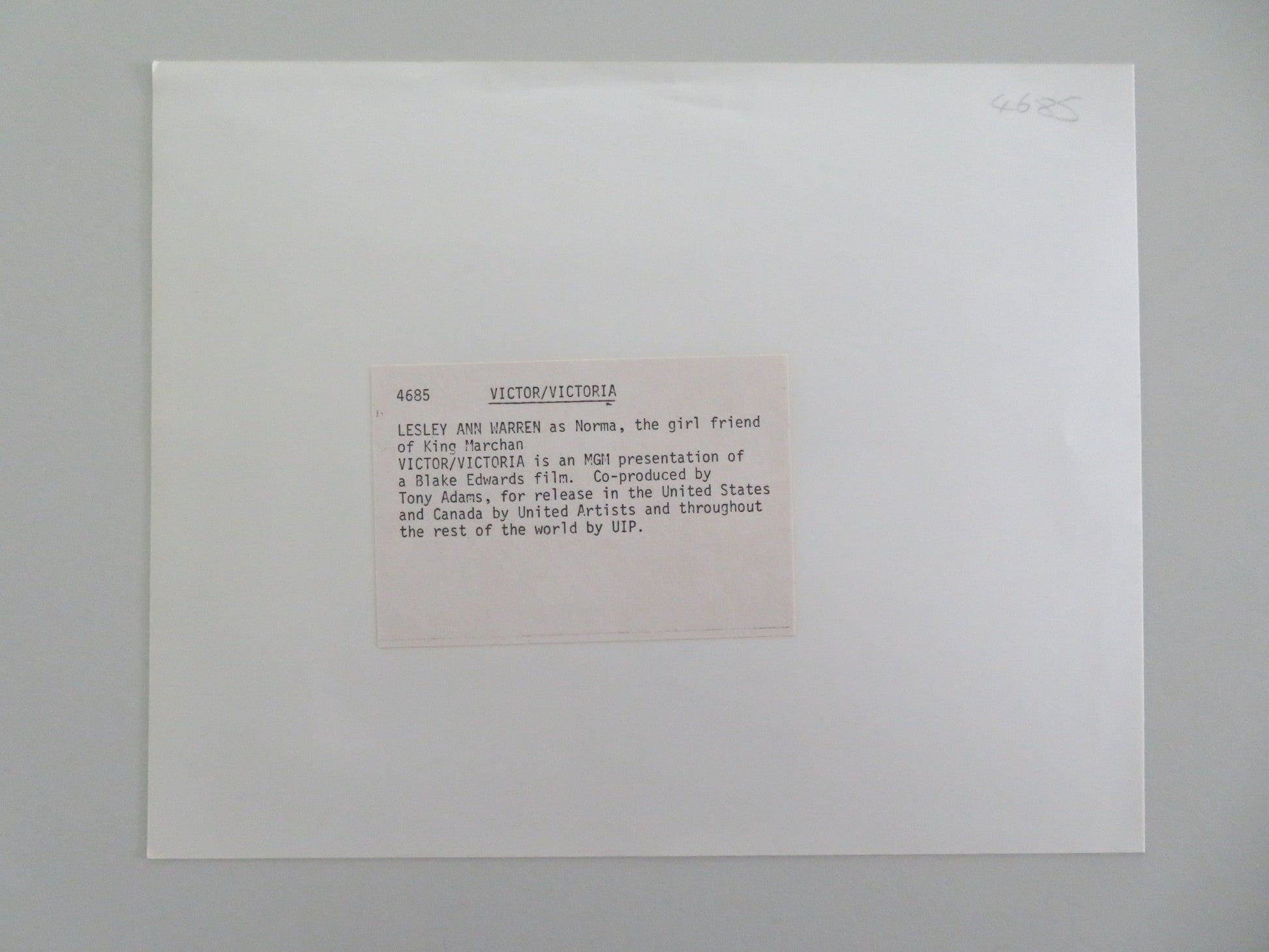 VICTOR/VICTORIA MOVIE STILL PHOTO LESLEY ANN WARREN JULIE ANDREWS 1982 Movie posters